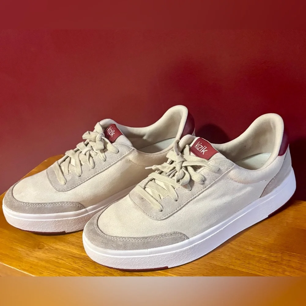 Kizik Hands Free Slip On Sneaker Unisex Crème Brûlée Women 10 Wide/ Men 8.5 Wide
